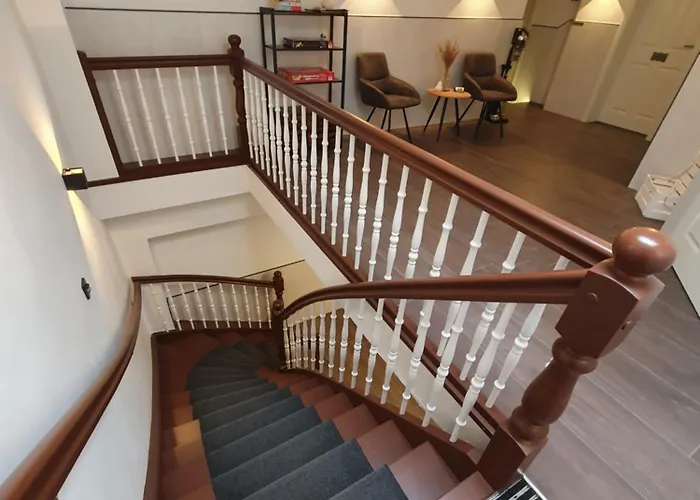 Neumühler Hof- Benjamin Mit Großer Privater Dachterasse Und Guter Anbindung In Apartment Schwerin (Mecklenburg-Vorpommern)